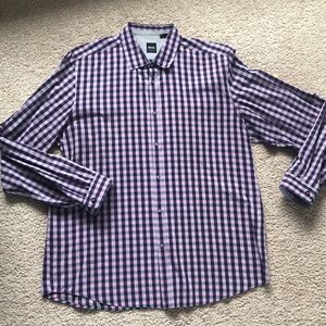 Hugo Boss men’s button down dress shirt